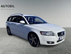 Vit Begagnad 2011 Volvo V50 Momentum Kombi | 48 000 kr (Marknadspris)