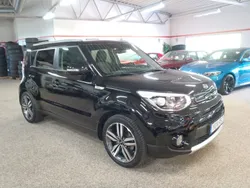 Svart Begagnad 2017 Kia Soul 2 SUV | 174 500 kr (Marknadspris)