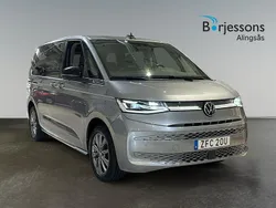 Blå Begagnad 2022 VW Multivan Van | 499 000 kr (Bra pris)