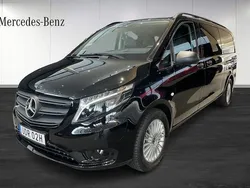 Svart Begagnad 2023 Mercedes e-Vito Minibuss | 823 900 kr