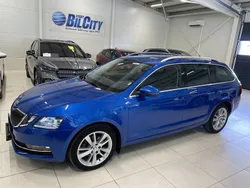 Blå Begagnad 2017 Skoda Octavia Style Kombi | 179 900 kr (Dyr)
