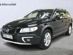 Svart Begagnad 2015 Volvo XC70 Momentum SUV | 214 900 kr (Marknadspris)