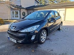Svart Begagnad 2008 Peugeot 308 Halvkombi | 26 000 kr (Marknadspris)