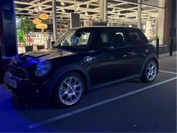 Svart Begagnad 2007 Mini Cooper S Halvkombi | 70 000 kr (Marknadspris)