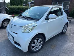 Vit Begagnad 2009 Toyota iQ Halvkombi | 35 000 kr (Marknadspris)