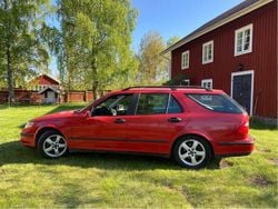 Röd Begagnad 2004 Saab 9-5 Linear Kombi | 9 900 kr (Bra pris)