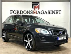 Svart Begagnad 2010 Volvo XC60 Momentum SUV | 88 900 kr (Marknadspris)