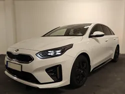 Vit Begagnad 2019 Kia ProCeed GT-Line Halvkombi | 204 900 kr (Marknadspris)