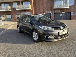Grå Begagnad 2014 Renault Mégane GrandTour Kombi | 49 000 kr (Marknadspris)