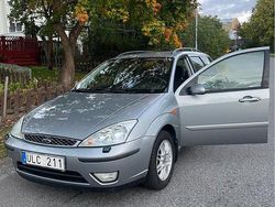 Silver Begagnad 2004 Ford Focus Kombi | 19 900 kr (Marknadspris)