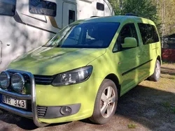 Grön Begagnad 2012 VW Caddy Maxi Minibuss | 87 000 kr (Dyr)