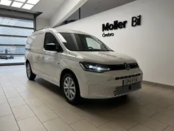 Vit (candyvit) Ny 2025 VW Caddy Maxi Minibuss | 472 000 kr (Marknadspris)