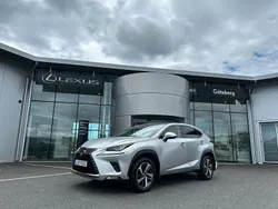 Silver Begagnad 2018 Lexus NX300h Luxury Line SUV | 289 000 kr (Bra pris)