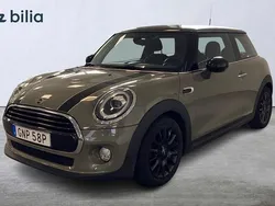 Grå Begagnad 2019 Mini Cooper Pepper Halvkombi | 139 900 kr (Bra pris)