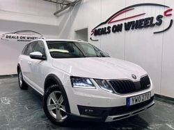 Vit Begagnad 2017 Skoda Octavia Scout Kombi | 194 900 kr (Marknadspris)