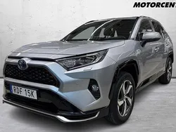Silver Begagnad 2021 Toyota RAV4 Hybrid SUV | 389 000 kr (Bra pris)