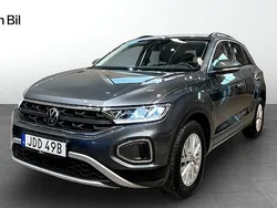 Mörkgrå Begagnad 2022 VW T-Roc Life SUV | 199 900 kr (Marknadspris)