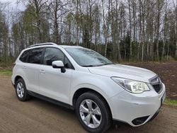 Vit Begagnad 2013 Subaru Forester SUV | 120 000 kr (Marknadspris)