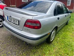 Grå Begagnad 2000 Volvo S40 Sedan | 13 500 kr (Bra pris)