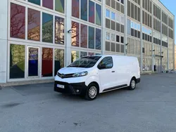 Vit Begagnad 2021 Toyota Proace Van | 199 900 kr (Superpris)
