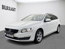 Vit Begagnad 2016 Volvo V60 Business Edition Kombi | 199 800 kr (Marknadspris)