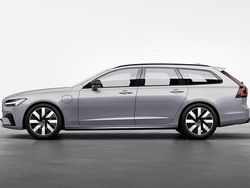 Silver Ny 2025 Volvo V90 Plus Kombi | 589 500 kr (Marknadspris)