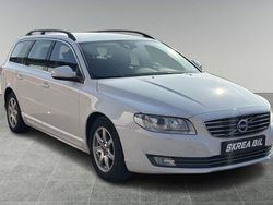 Begagnad 2015 Volvo V70 Momentum Kombi | 109 900 kr (Marknadspris)