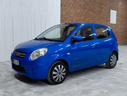 Blå Begagnad 2009 Kia Picanto Comfort Halvkombi | 29 900 kr (Marknadspris)