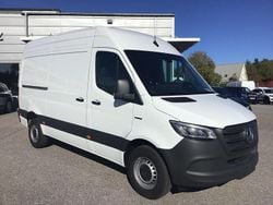 Vit (arktisk vit) Ny 2025 Mercedes E-Sprinter Van | 843 750 kr (Marknadspris)