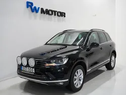 Svart Begagnad 2017 VW Touareg SUV | 229 900 kr (Marknadspris)