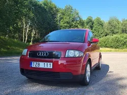 Röd Begagnad 2003 Audi A2 Halvkombi | 35 000 kr