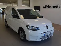 Vit Begagnad 2022 VW Caddy Minibuss | 259 900 kr (Superpris)