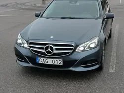 Grå Begagnad 2014 Mercedes E220 Avantgarde Kombi | 142 000 kr (Marknadspris)