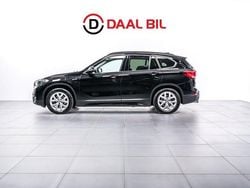 Svart Begagnad 2022 BMW X1 Sport Line SUV | 269 700 kr