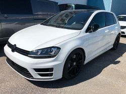 Vit Begagnad 2015 VW Golf VII R Halvkombi | 249 000 kr (Lite dyr)