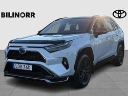 Vit Begagnad 2024 Toyota RAV4 Hybrid SUV | 599 900 kr (Dyr)