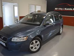 Blå Begagnad 2009 Volvo V50 Kombi | 64 900 kr