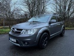 Grå Begagnad 2013 Fiat Freemont SUV | 74 900 kr (Bra pris)