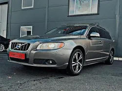 Grå Begagnad 2011 Volvo V70 Momentum Kombi | 69 000 kr (Marknadspris)