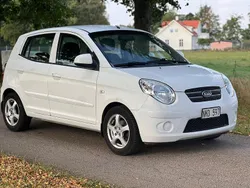 Vit Begagnad 2008 Kia Picanto 4 Halvkombi | 24 900 kr (Marknadspris)