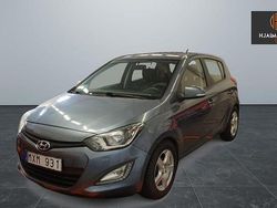 Blå Begagnad 2012 Hyundai i20 Premium Halvkombi | 72 500 kr (Marknadspris)