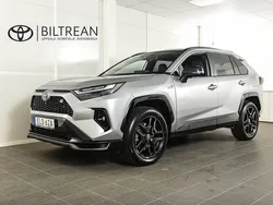 Silver Begagnad 2023 Toyota RAV4 Hybrid Sport SUV | 574 900 kr (Lite dyr)