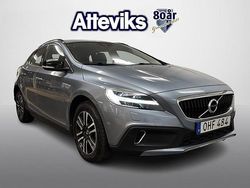 Ljusblå (blå) Begagnad 2016 Volvo V40 CC Kombi | 159 900 kr (Bra pris)