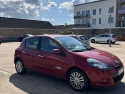 Röd Begagnad 2009 Renault Clio R.S. Halvkombi | 50 000 kr (Lite dyr)