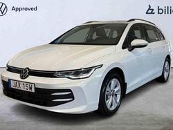 Vit Begagnad 2024 VW Golf VIII Life Kombi | 324 900 kr (Lite dyr)