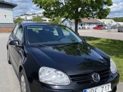 Svart Begagnad 2008 VW Golf Trendline Halvkombi | 45 000 kr (Marknadspris)