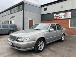 Ljusgrå Begagnad 1998 Volvo S70 SE Sedan | 29 800 kr (Marknadspris)