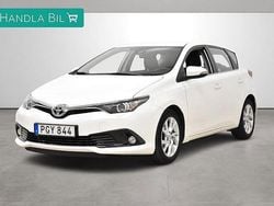 Vit Begagnad 2017 Toyota Auris Active Halvkombi | 134 900 kr (Marknadspris)