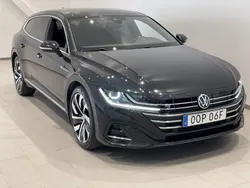 Svart (deep black pearl) Begagnad 2022 VW Arteon R-line Kombi | 314 900 kr (Bra pris)