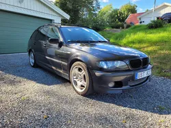 Svart Begagnad 2004 BMW 320 M Sport Kombi | 35 000 kr (Dyr)